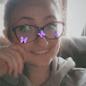 Meet your Posher, Cassandra